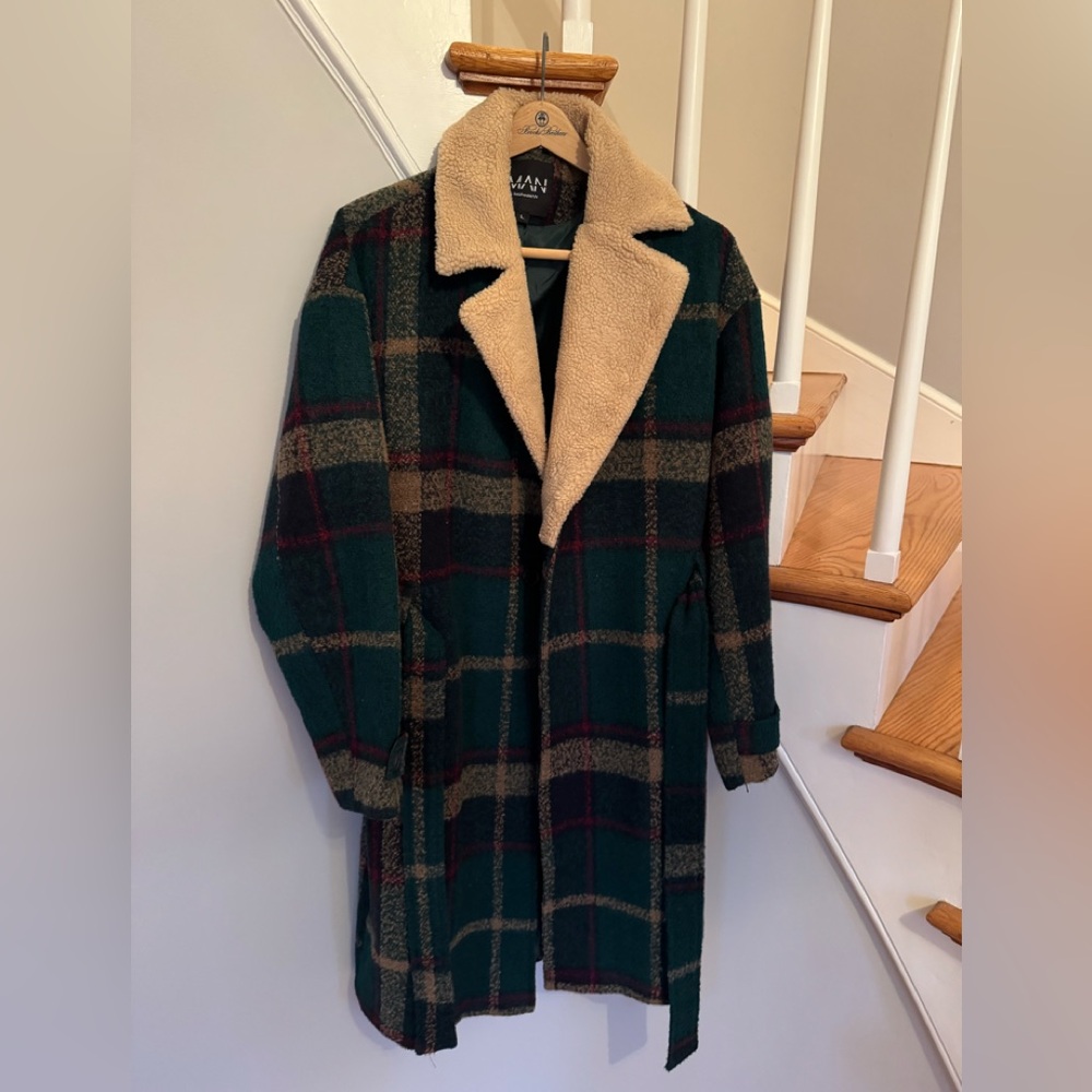Plaid jacket with Sherpa collar. Ties at waist.